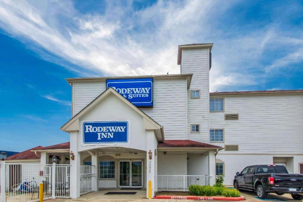 Rodeway Inn & Suites Port Arthur - Groves Exteriör bild